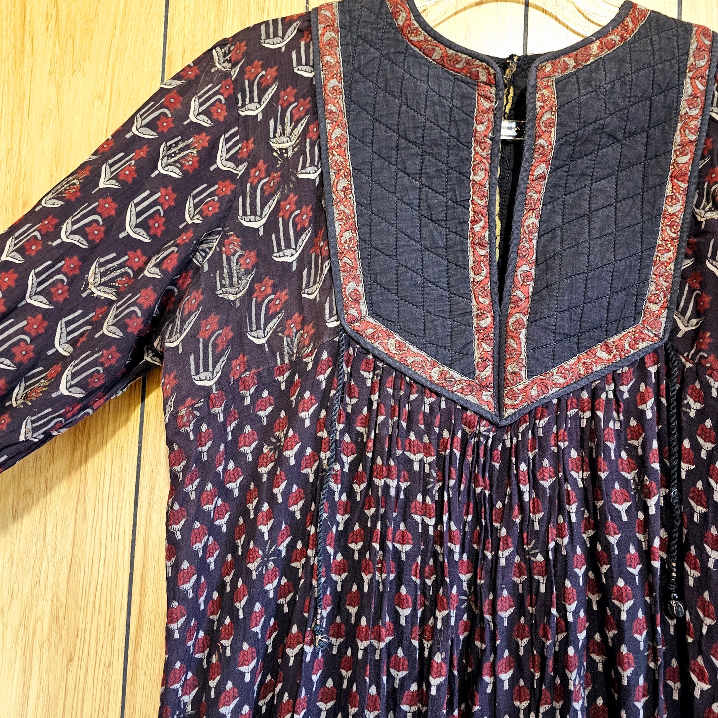 60s Black & Paisley Dress (S/M)