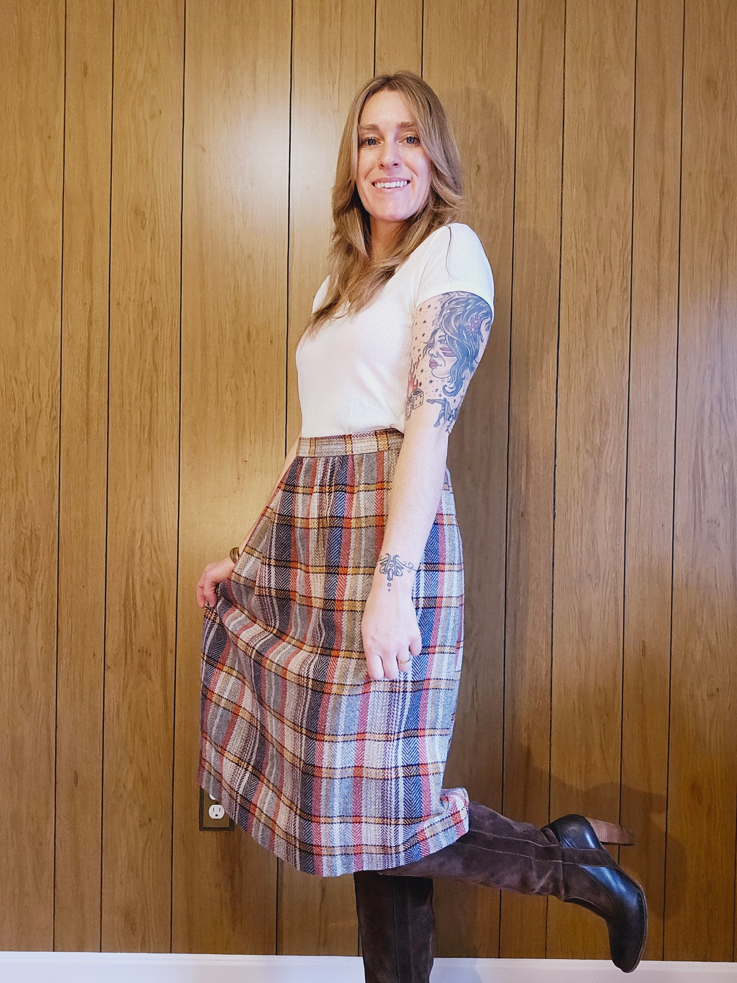 Brown plaid hotsell skirt 70s