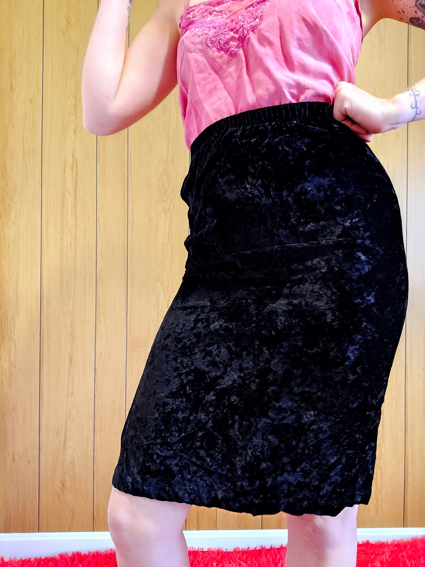 80s/90s Gilbérti Crushed Velvet Skirt (M/L)