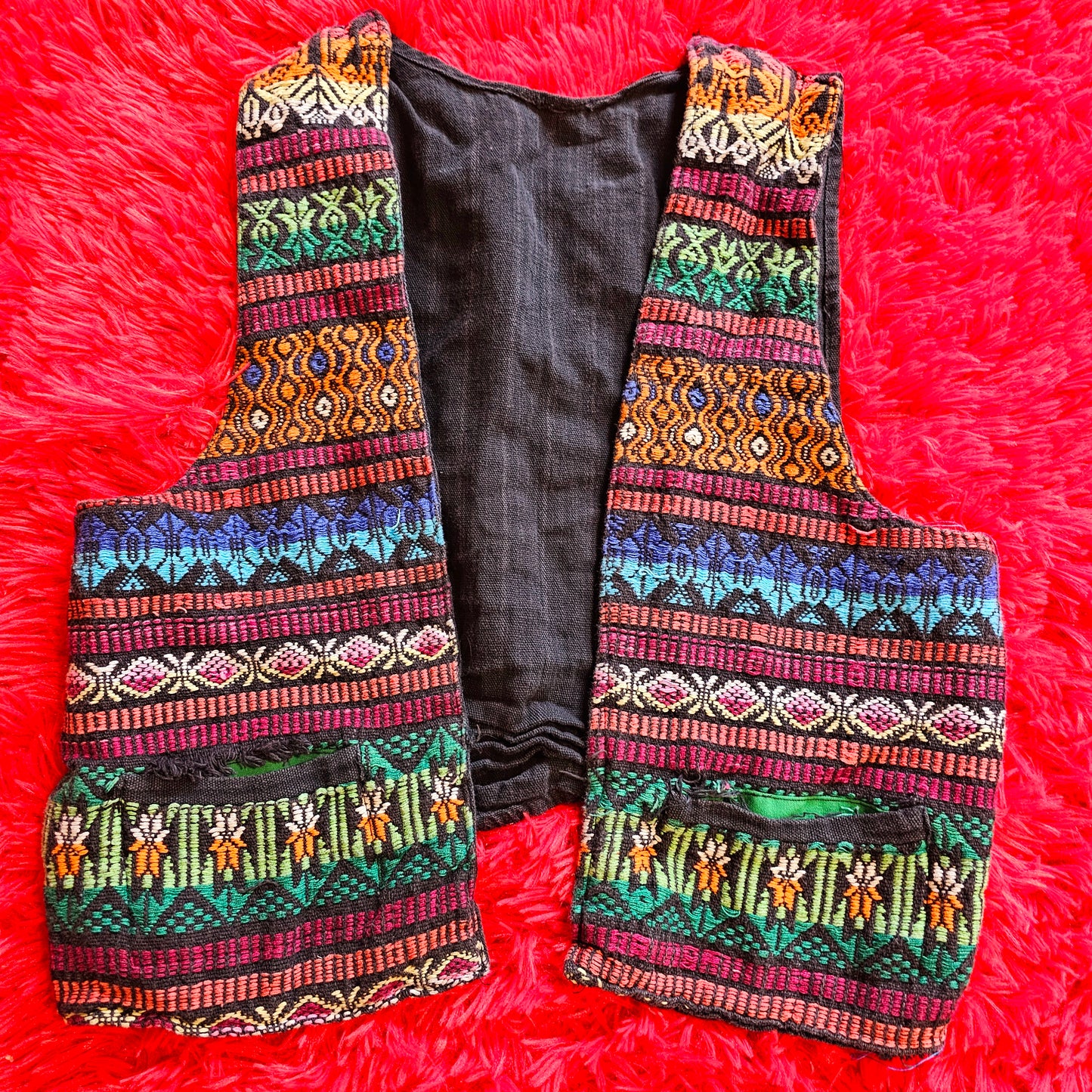 Vintage Embroidered Style Vest (S)