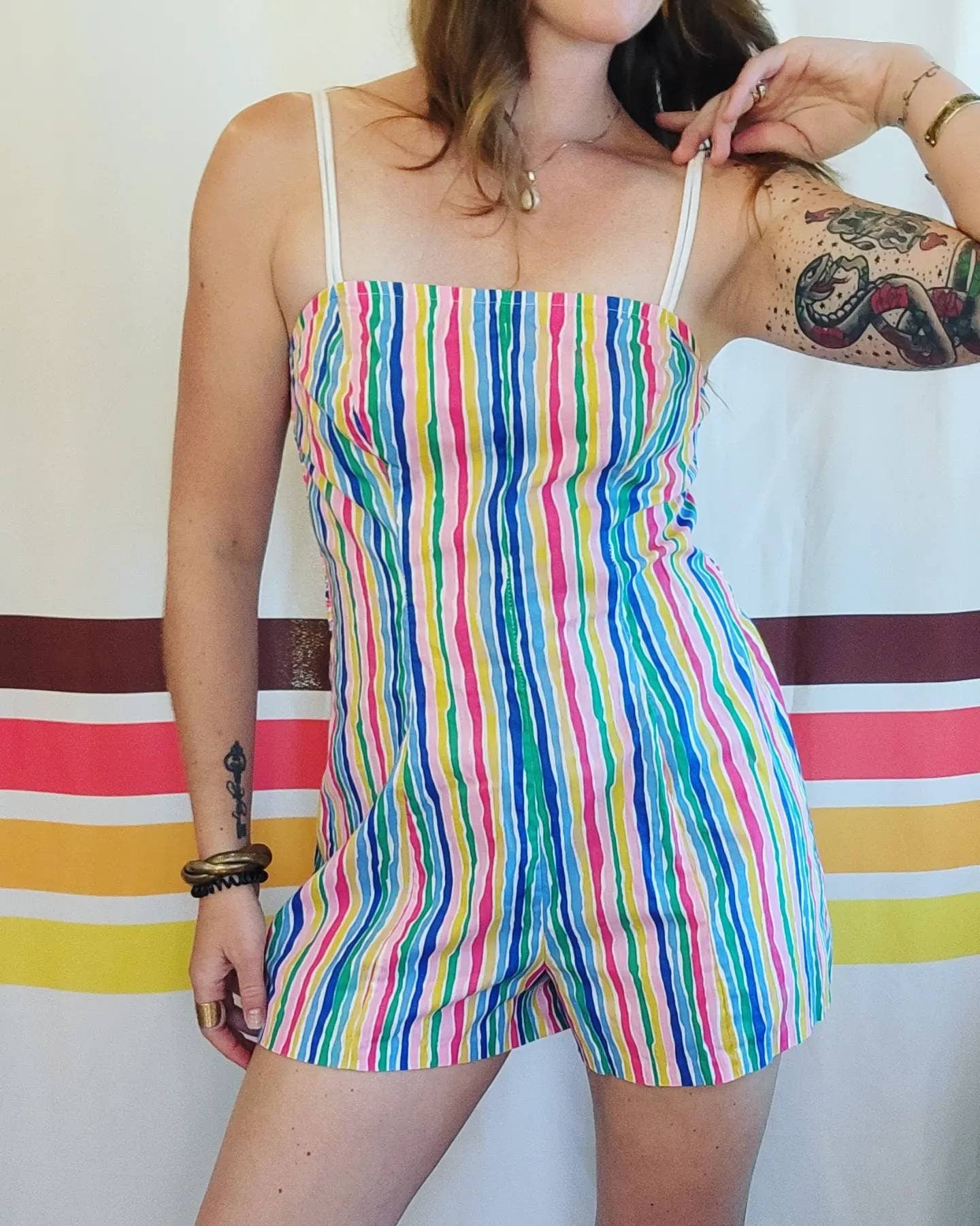 60s/70s Vintage Romper Jumpsuit! Rainbow. M/L.