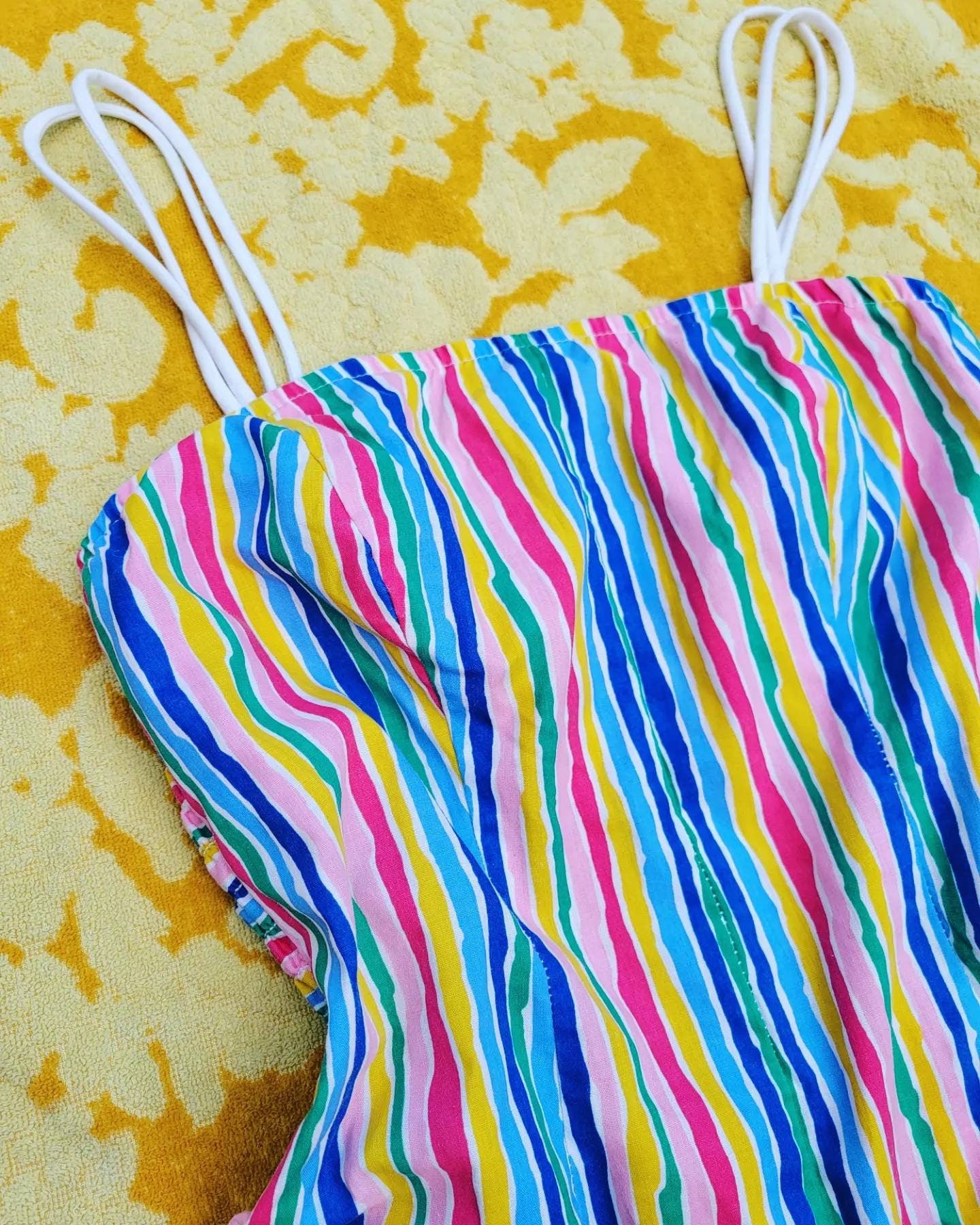 60s/70s Vintage Romper Jumpsuit! Rainbow. M/L.